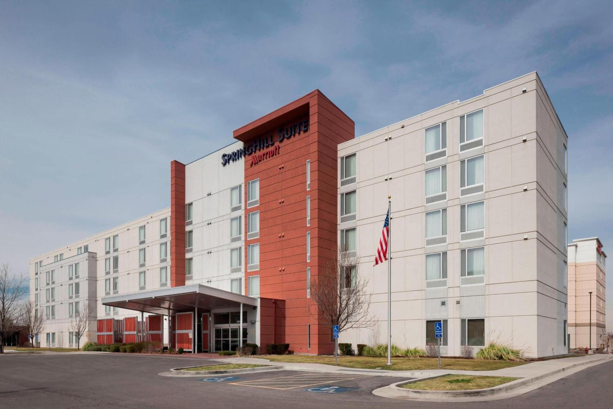 Springhill Suites By Marriott Salt Lake City Airport Exteriör bild